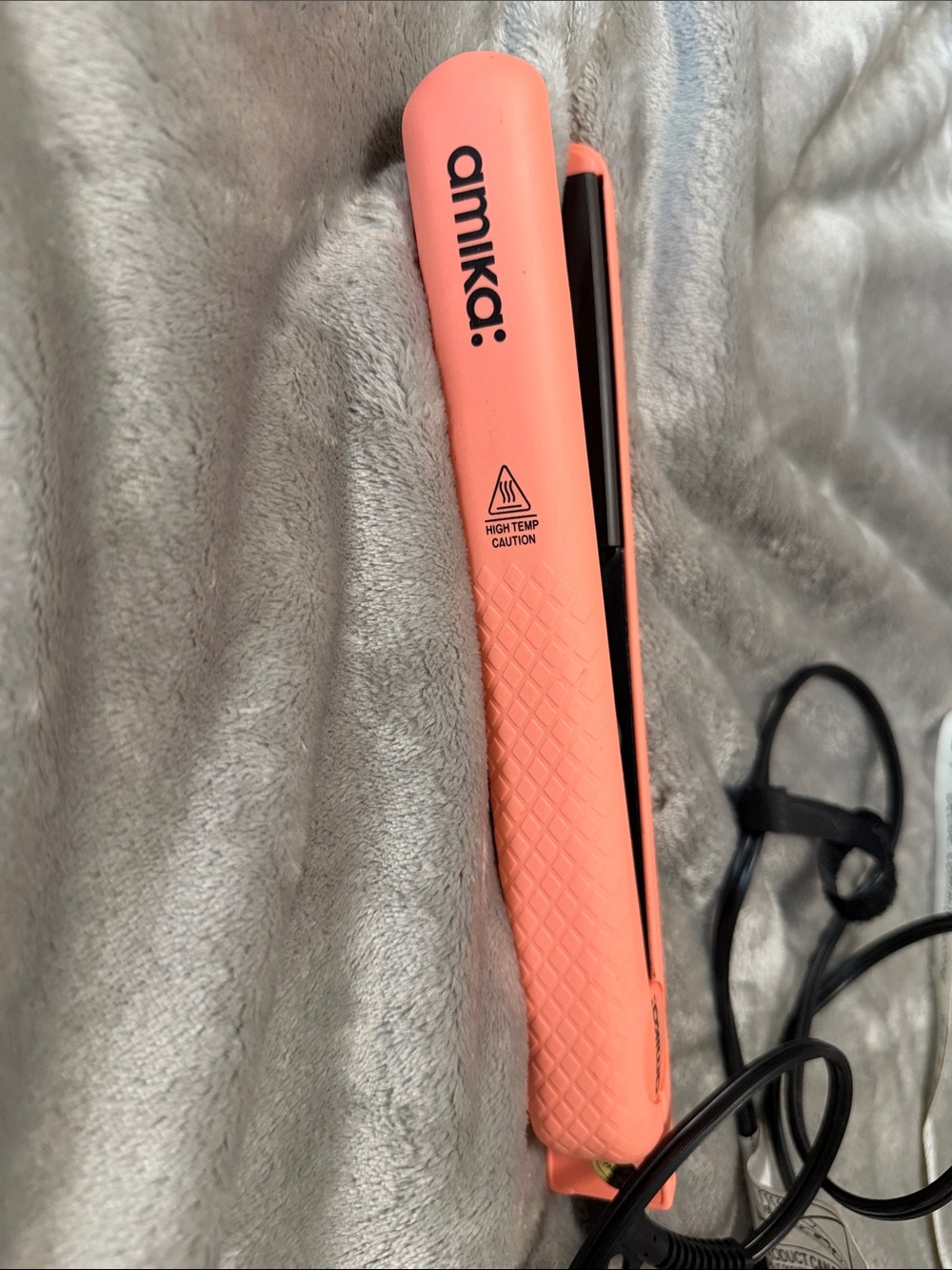 Amika : Coral-Orange Flat Iron